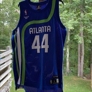 Reebok basketball shirt